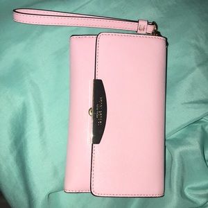 Henri Bendel phone/wallet/ wrislet